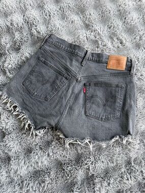 Levi Strauss Premium Grey 501 Denim Cutoff Womens Jean‎ Shorts  Distressed W29